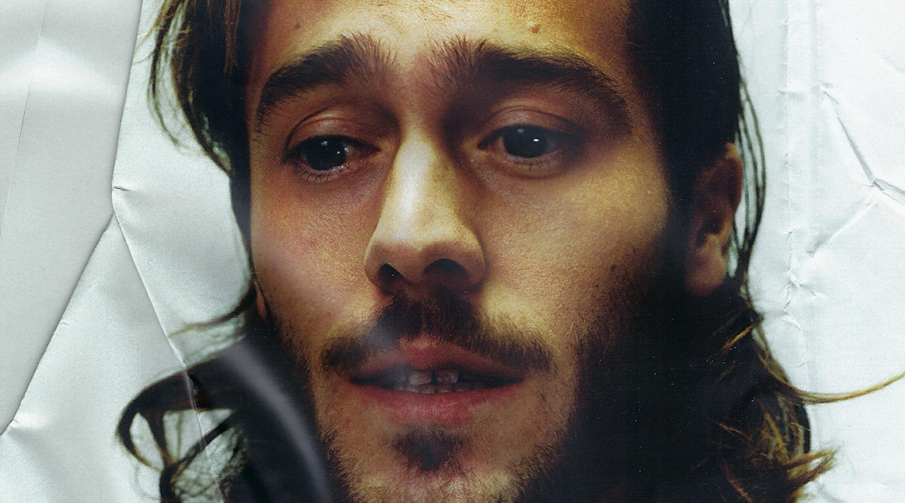 Närbild på Benjamin Ingrosso