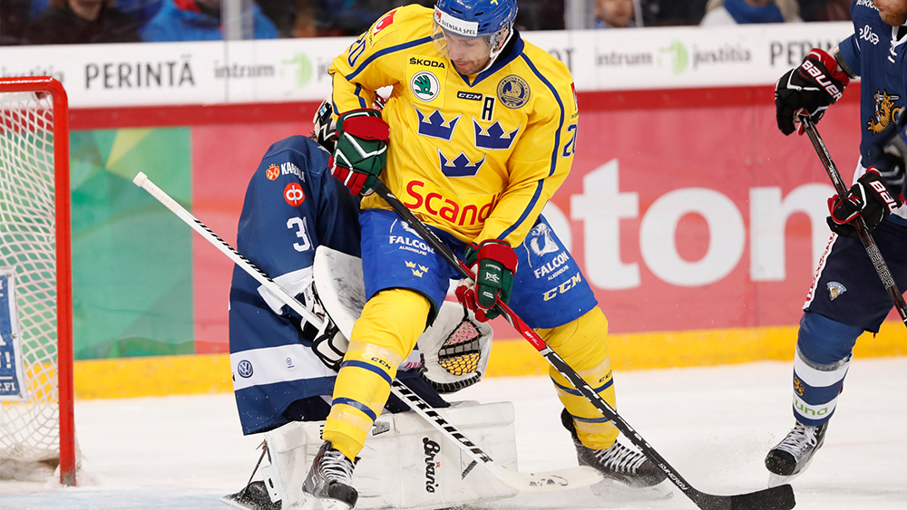 Joel Lundqvist på isen.